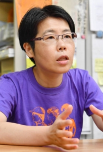 労組の現状について話すプレカリアートユニオンの清水直子委員長＝東京都渋谷区で